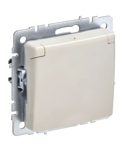 Розетка с з/к РСбш10-3-БрКр бежевый BRITE (BR-R16-16-K10). Розетка с заземлением с защитными шторками и крышкой. IEK в Благовещенске