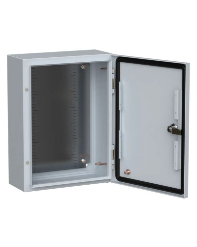ЩМП-40.30.15 TITAN 5 УХЛ1 IP66 400x300x150 (TI5-10-N-040-030-015-66). Шкаф металлический с монтажной платой. IEK в Благовещенске