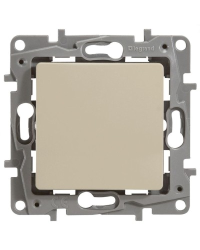 Выключатель 10AX-250В ETIKA, слоновая кость (672301). Выключатель. LegranD в Благовещенске