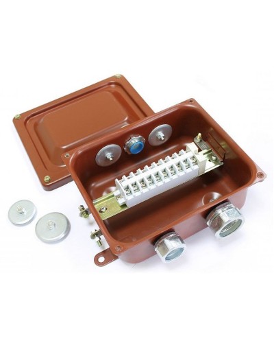 ККМА-10 У2 IP54 (zeta30372). Коробка клеммная металлическая с муфтами АТК для трубной электропроводки. ЗЭТА в Благовещенске